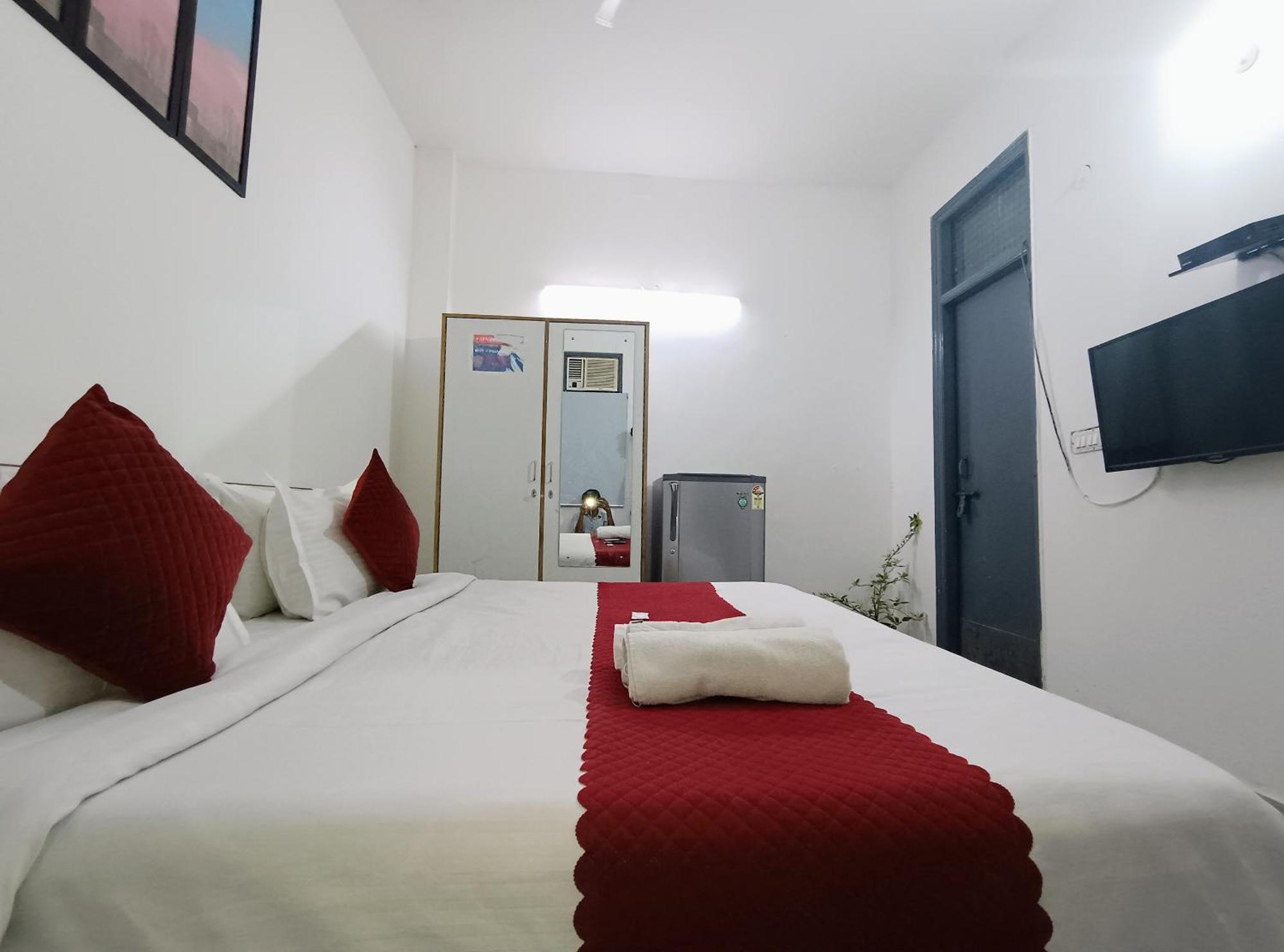 Hotel Hauz Khas Fort View 新德里 外观 照片