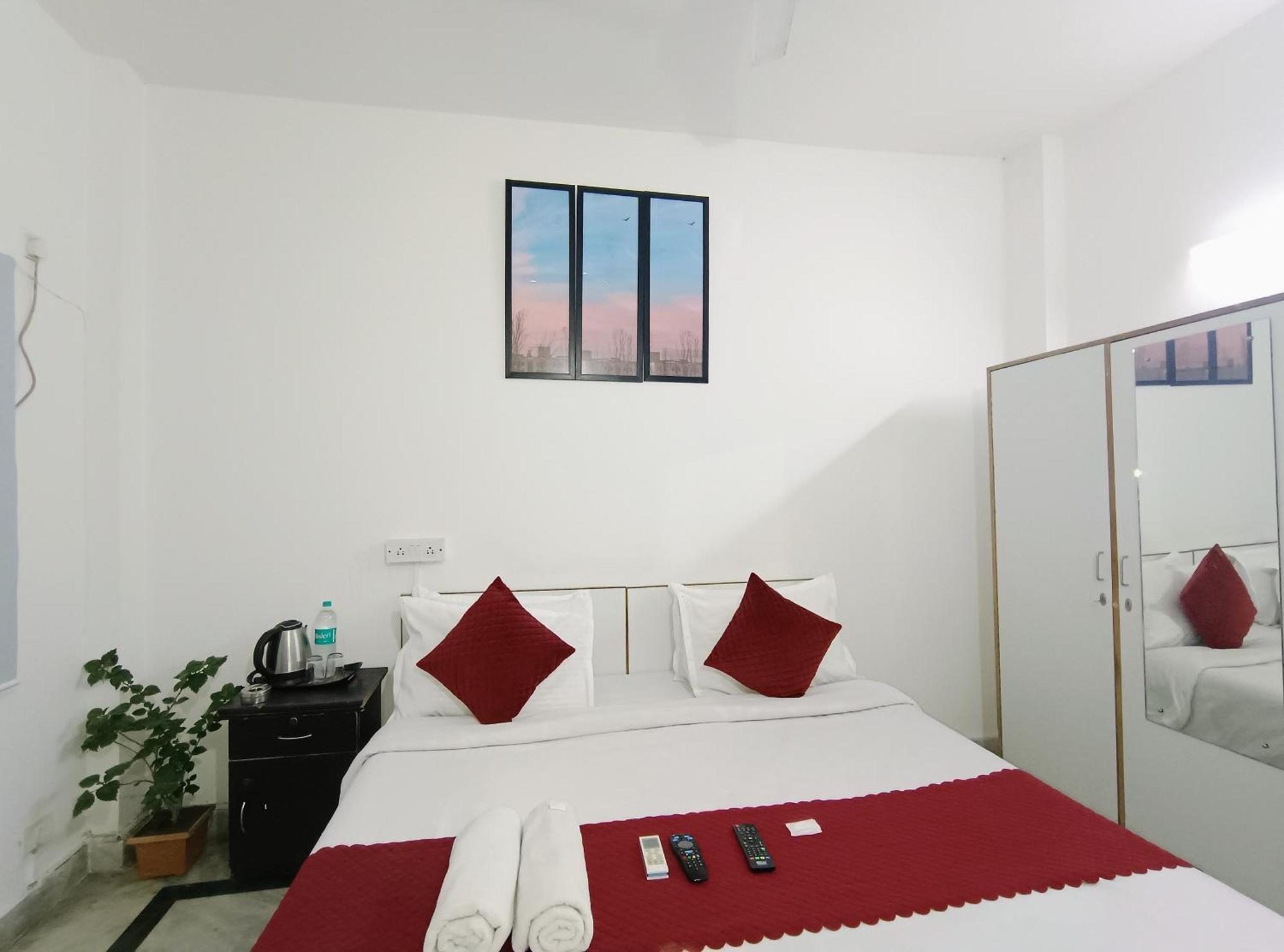 Hotel Hauz Khas Fort View 新德里 外观 照片