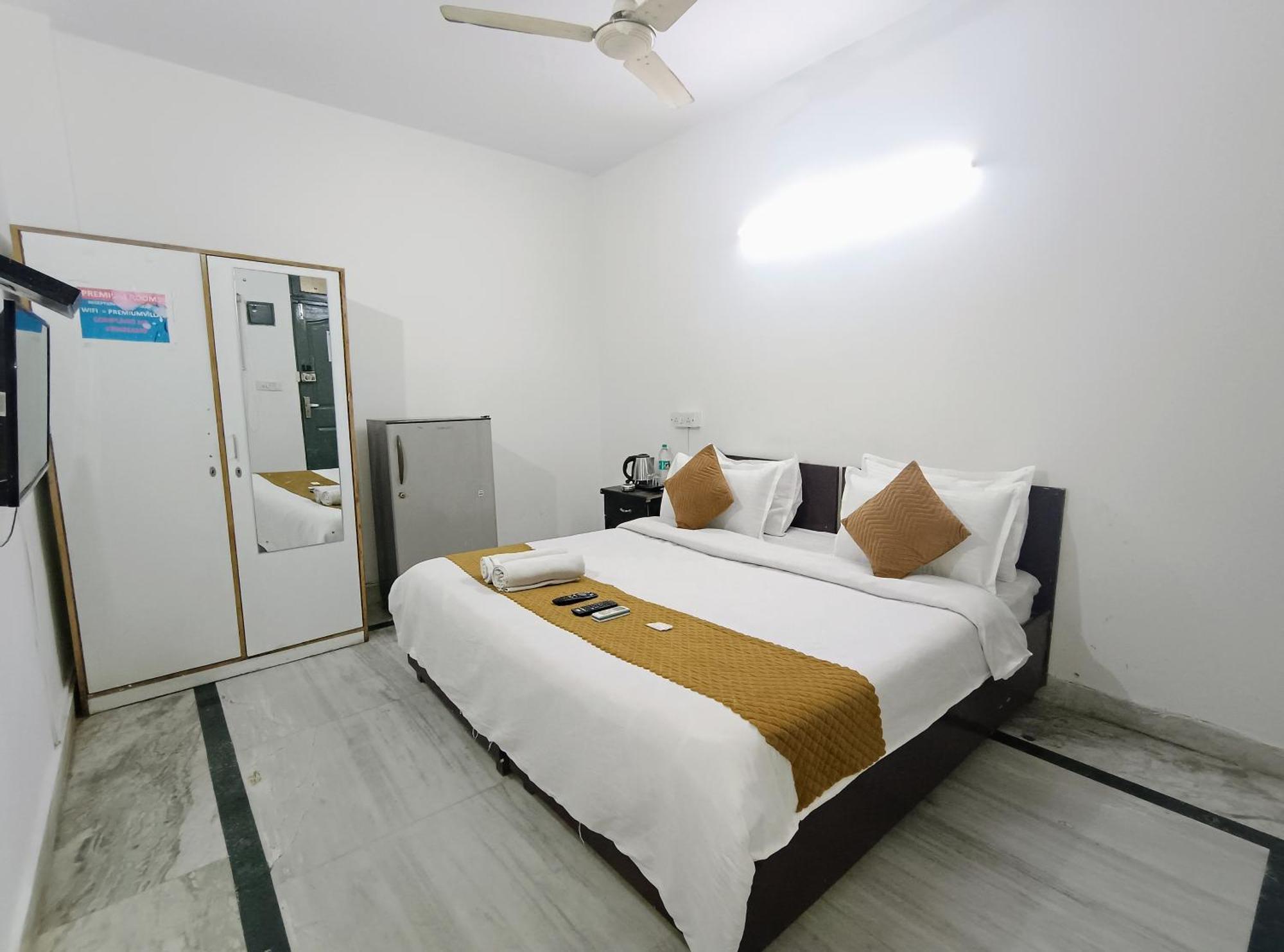 Hotel Hauz Khas Fort View 新德里 外观 照片